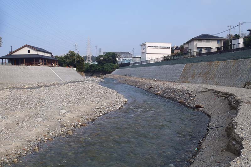 二級河川 槇尾川 改修工事28-2工区(城前橋下流右岸)